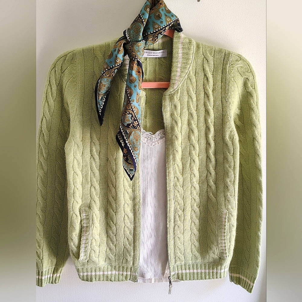Brunello Cucinelli Cashmere Long Sleeve Cable Knit Sweater